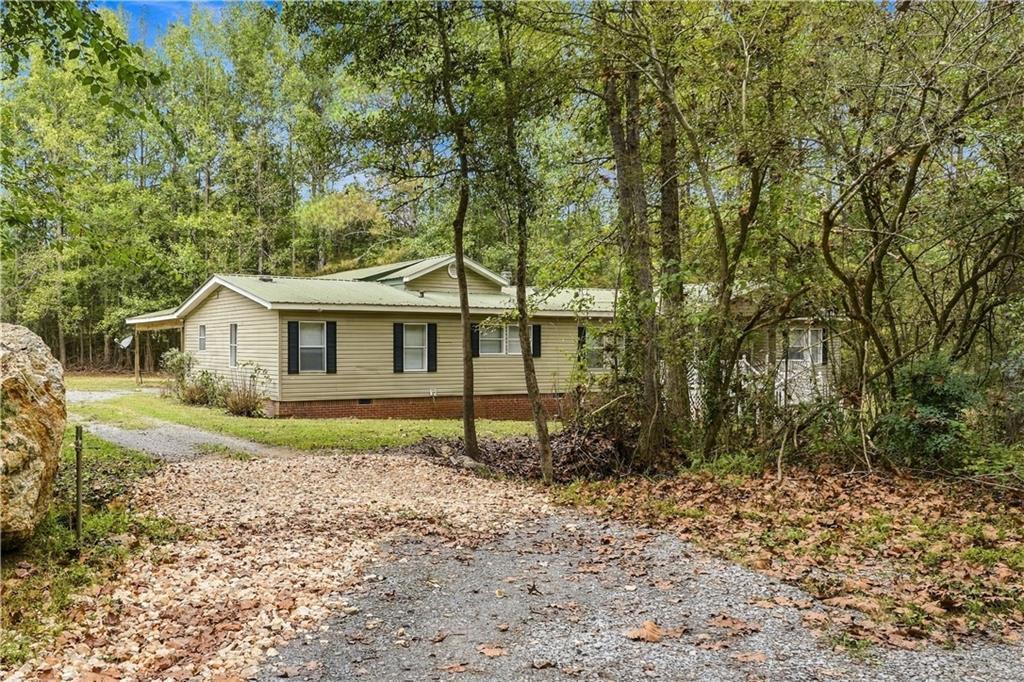 355 Isbell Rd., Silver Creek, GA 30173