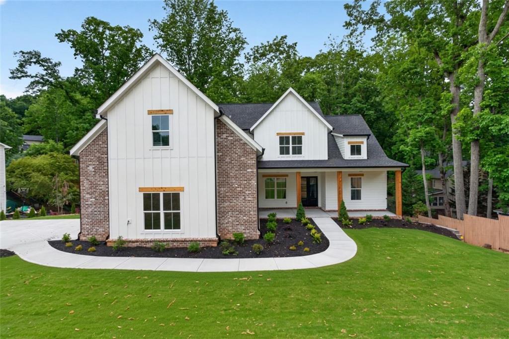 4299 Forest Pl., Cumming, GA 30041