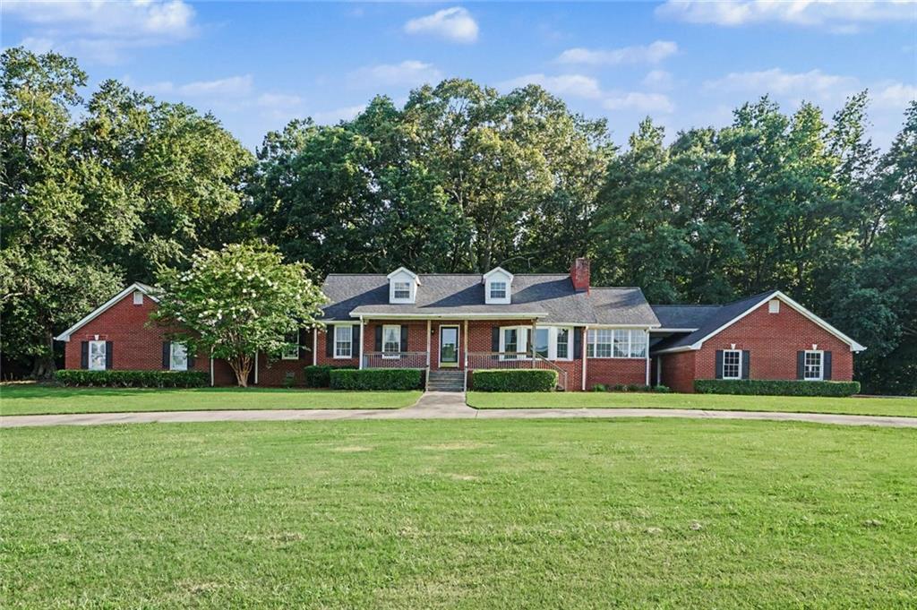 585 P J East Rd., Covington, GA 30014