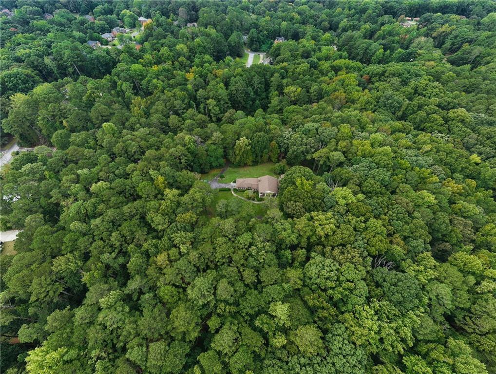 4787 Castlewood Dr., Lilburn, GA 30047