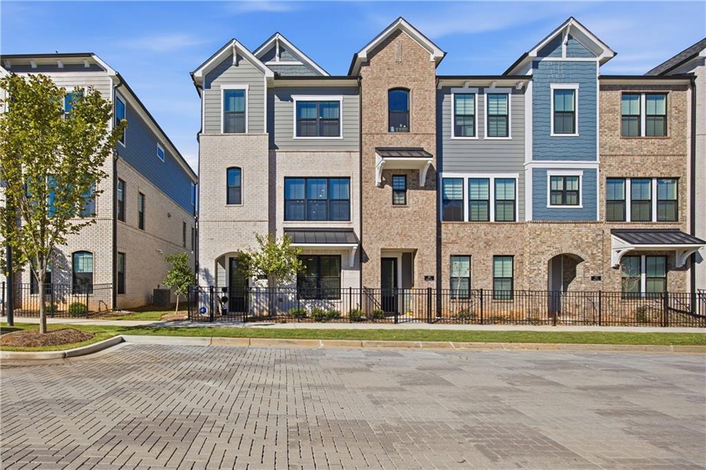 285 Walker Ave., Alpharetta, GA 30076