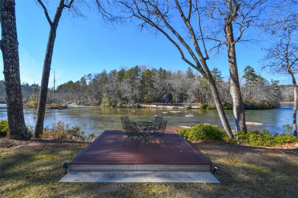 1207 Old River Rd., Cornelia, GA 30531
