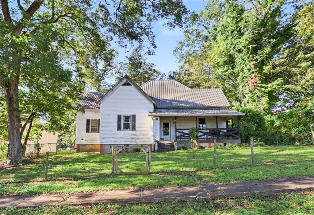 95 Hood St., Commerce, GA 30529