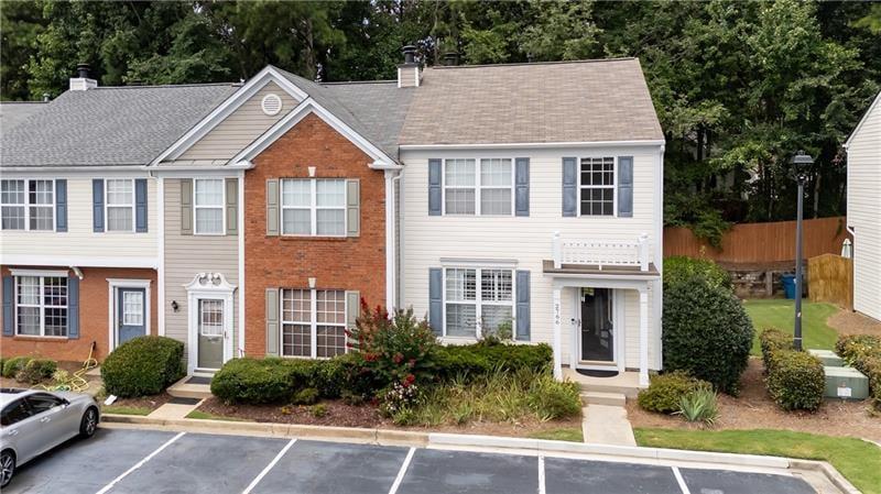 2766 Ashleigh Ln., Alpharetta, GA 30004