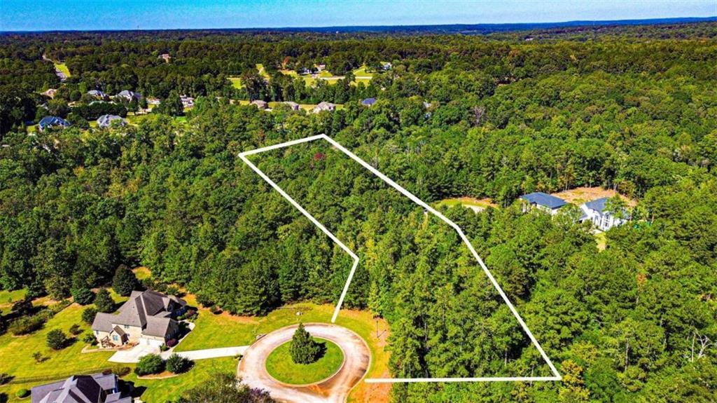 2089 Fontainbleau Dr., Conyers, GA 30094