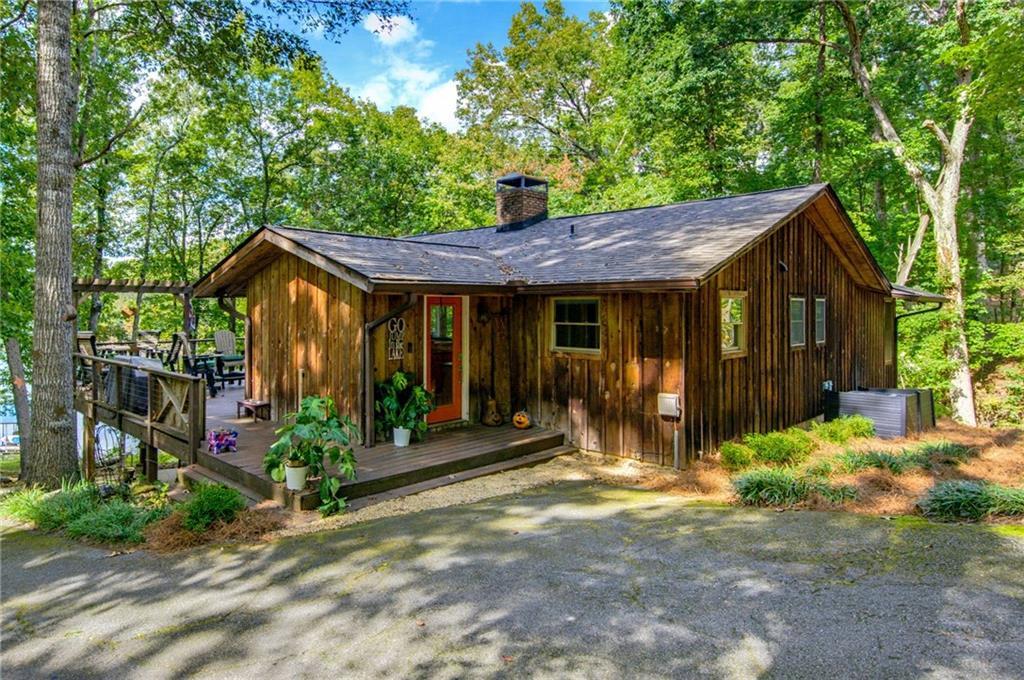 3599 Lakeview Dr., Gainesville, GA 30501
