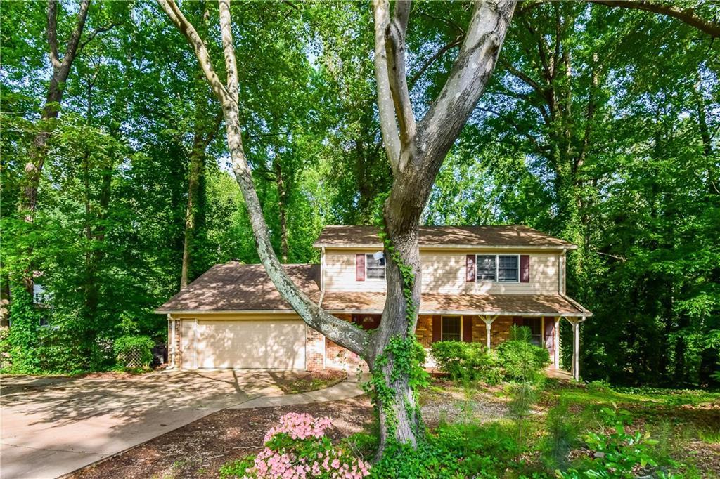 4533 Holliston Rd., Atlanta, GA 30360