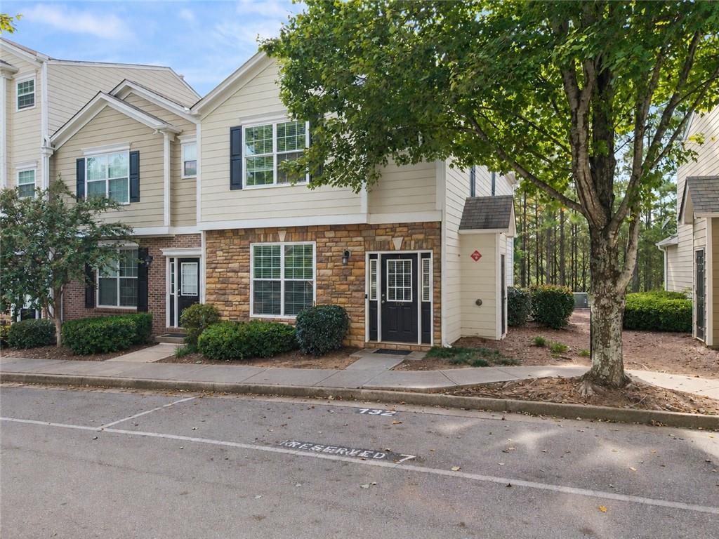 126 Riverstone Commons Cir., Canton, GA 30114