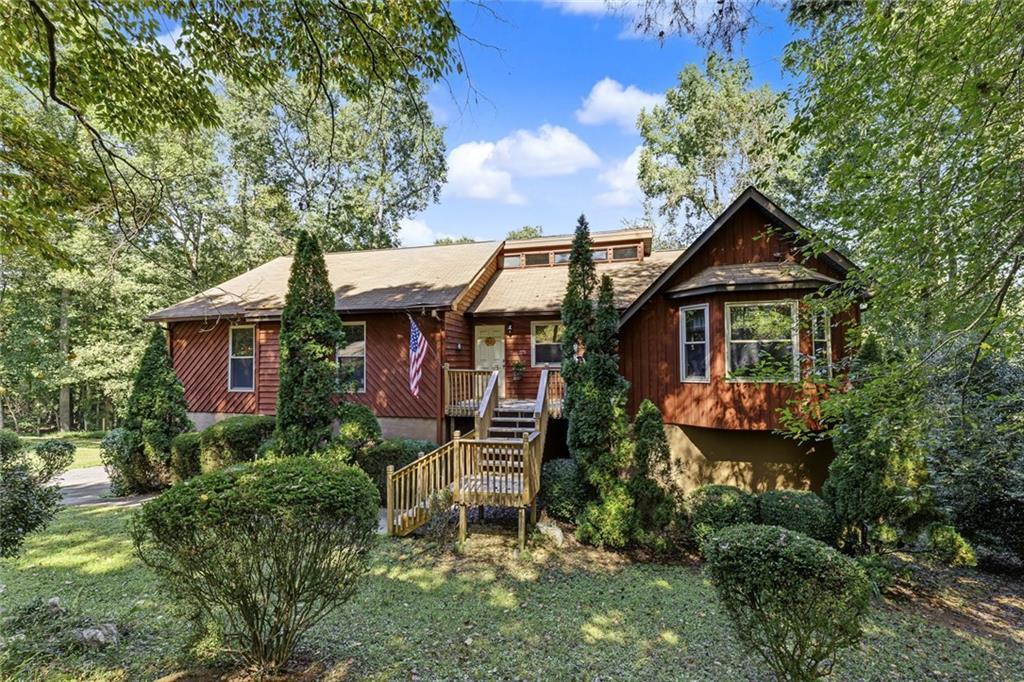 708 Cobb Tr., Woodstock, GA 30188