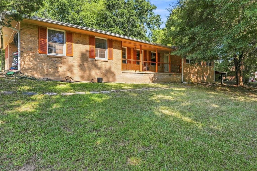 6828 Rockland Rd., Lithonia, GA 30038
