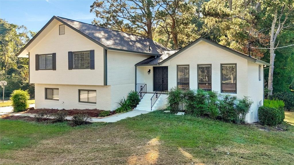 150 Thornton Dr., Fayetteville, GA 30214