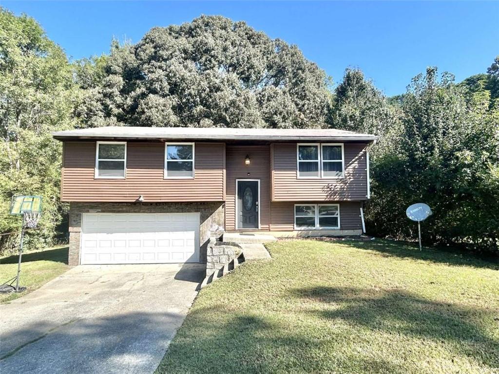 2877 SW Woodburn Ct., College Park, GA 30349
