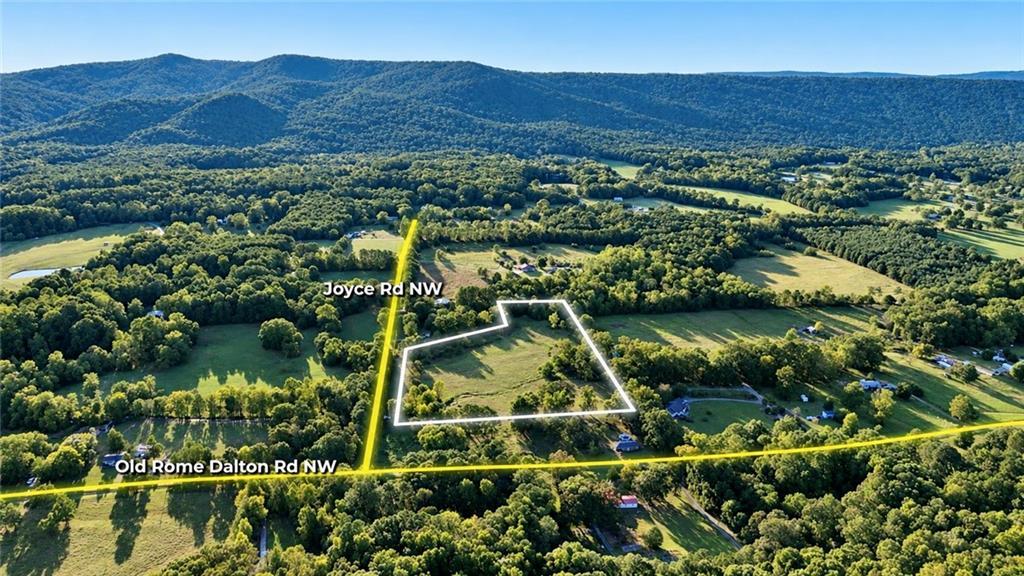 000 Joyce Rd., Calhoun, GA 30701