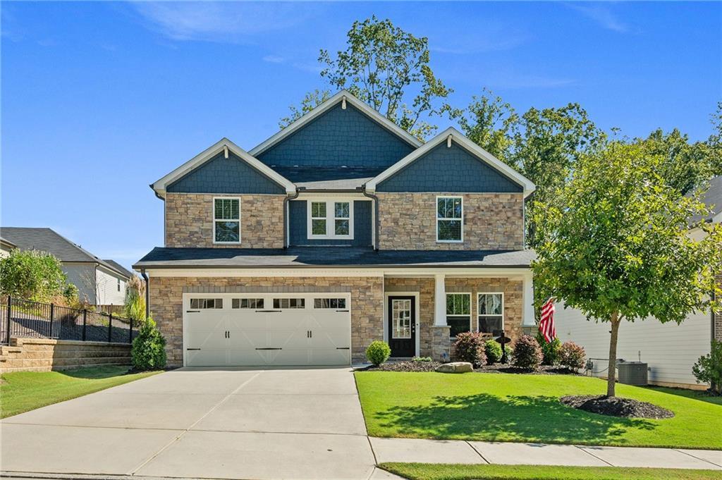 33 Birch Blvd., Dawsonville, GA 30534