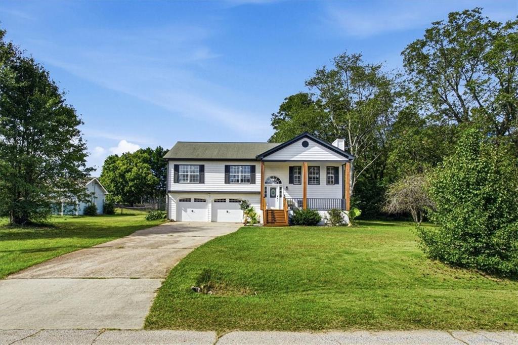 326 Golden Rod Ln., Auburn, GA 30011