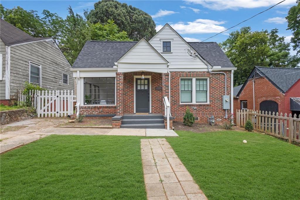 1004 Westmoor Dr., Atlanta, GA 30314