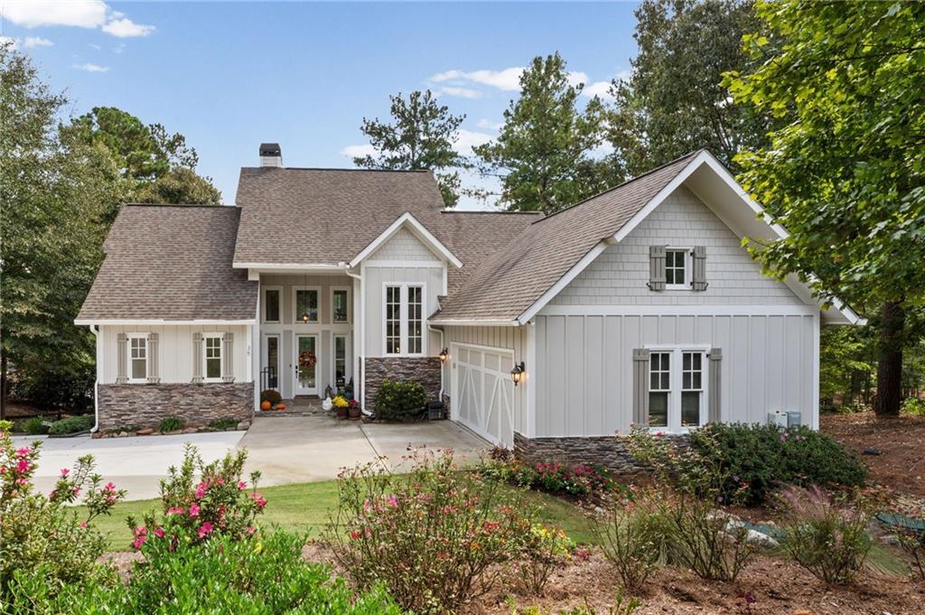 35 Paddleboat Ln., Newnan, GA 30263