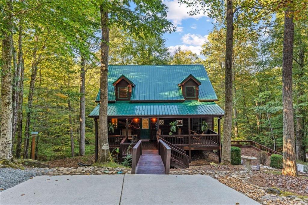 169 Elba Ct., Ellijay, GA 30540