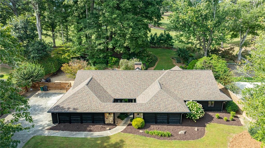 1185 Oakhaven Dr., Roswell, GA 30075