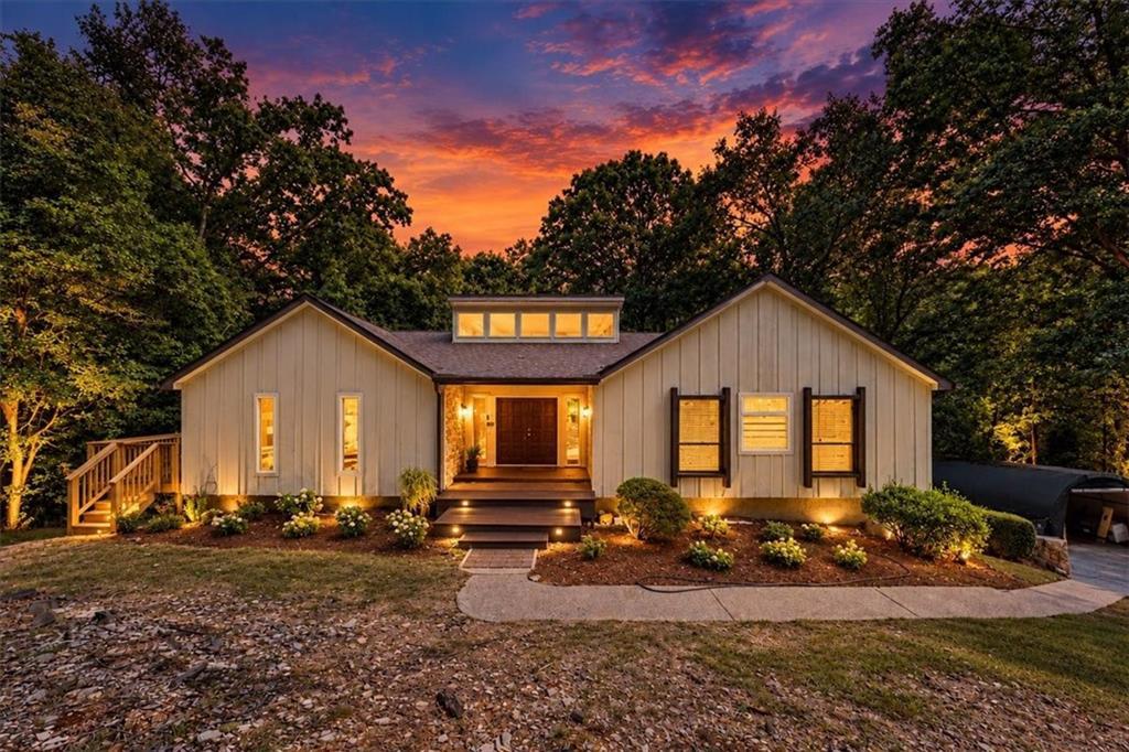 575 Periwinkle Dr., Roswell, GA 30075