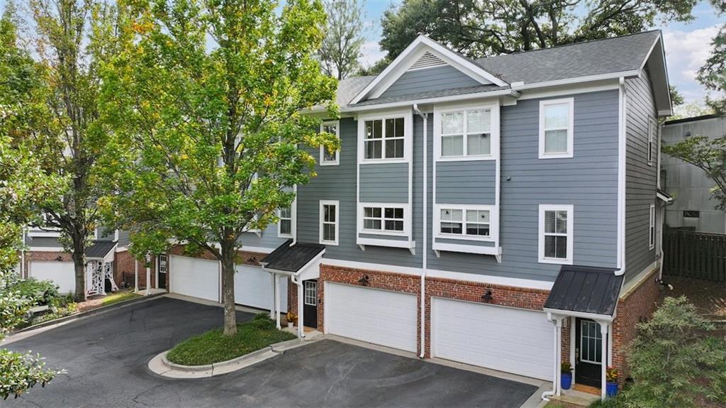 242 Carlyle Park Dr., Atlanta, GA 30307