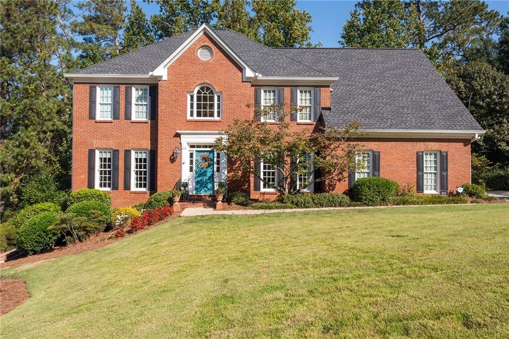 862 Chestnut Lake Dr., Marietta, GA 30068