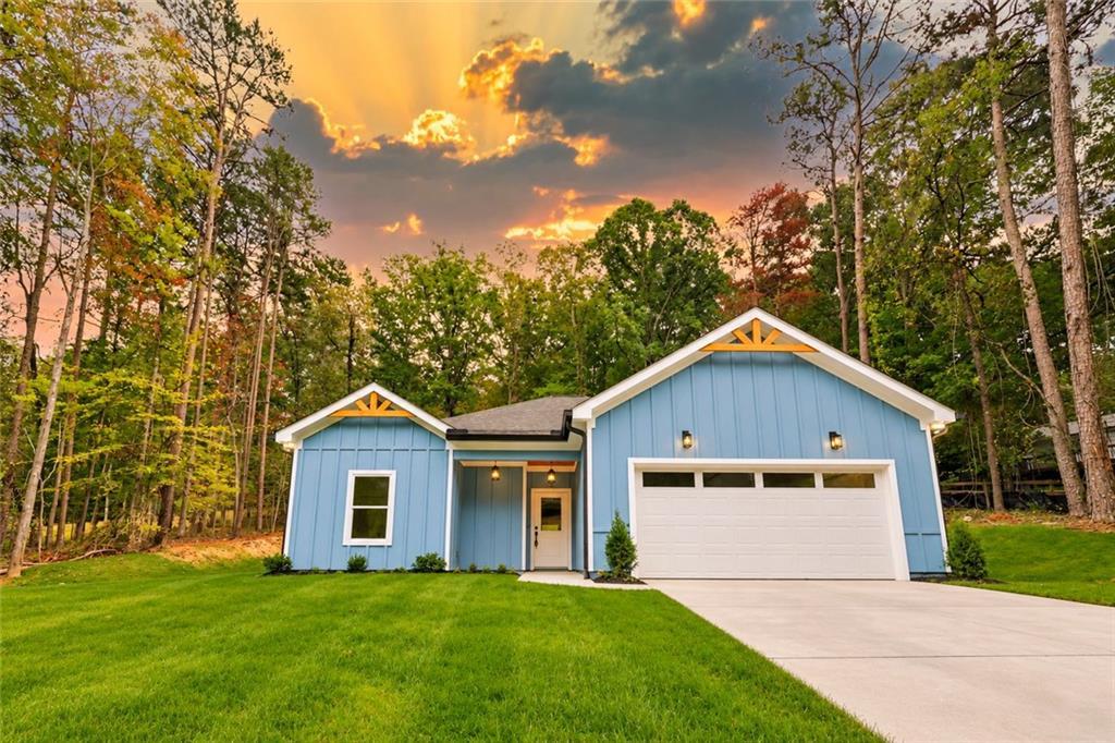 3925 Pine Tree Ln., Gainesville, GA 30501