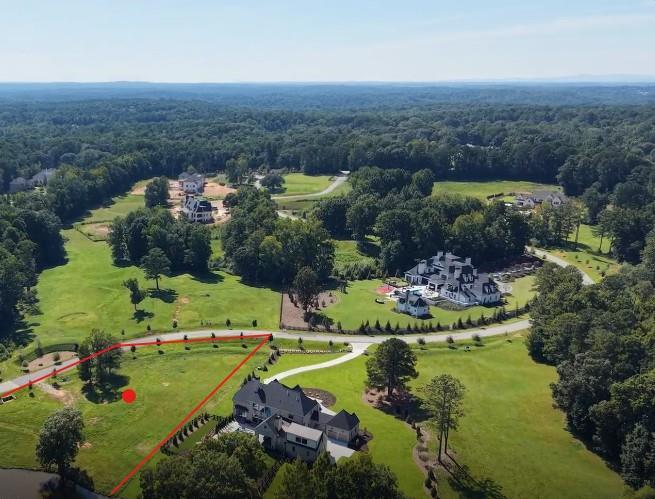 1070 Homestead Dr., Milton, GA 30004