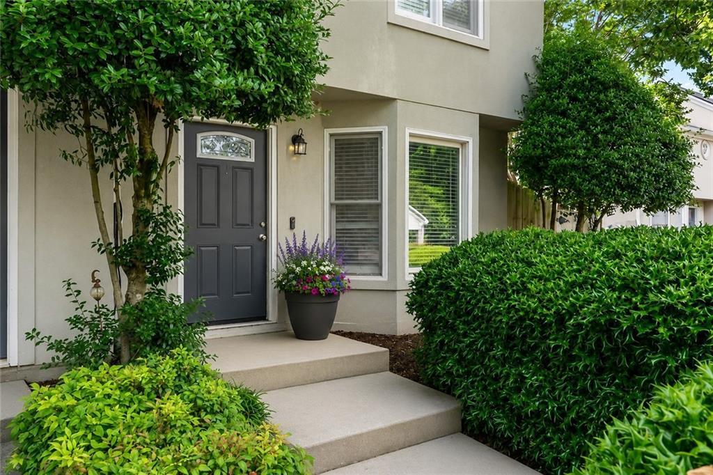 502 Defoors Lndg, Atlanta, GA 30318