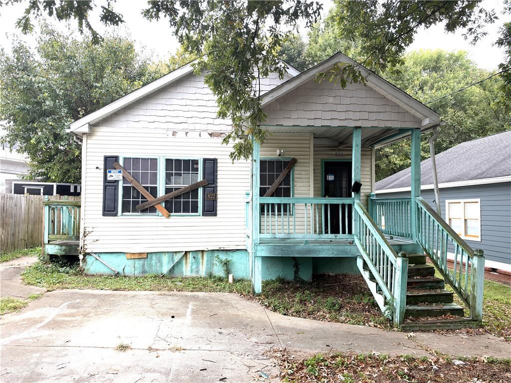 822 White St., Atlanta, GA 30310