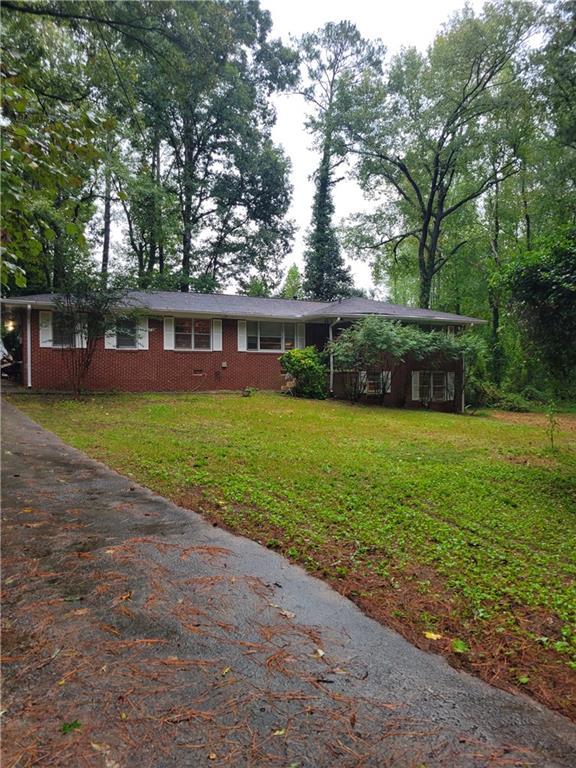 1482 Spring Valley Ln., Stone Mountain, GA 30087