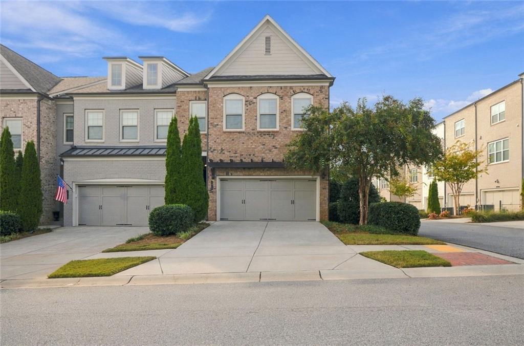 1010 Milhaven Dr., Roswell, GA 30076