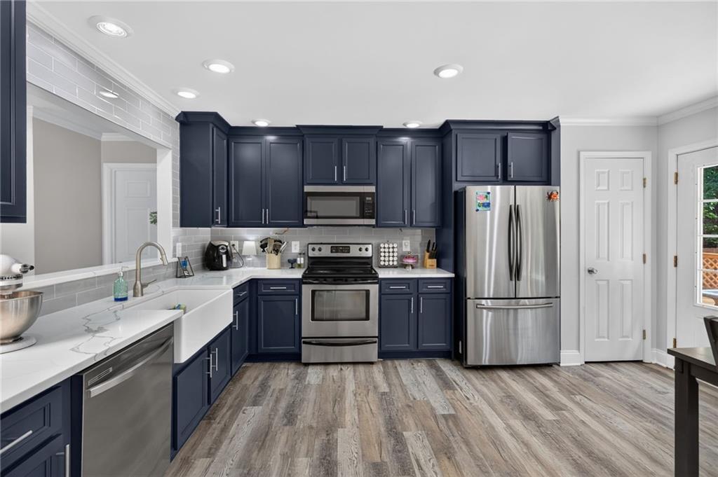 180 Mccready Dr., Dallas, GA 30157