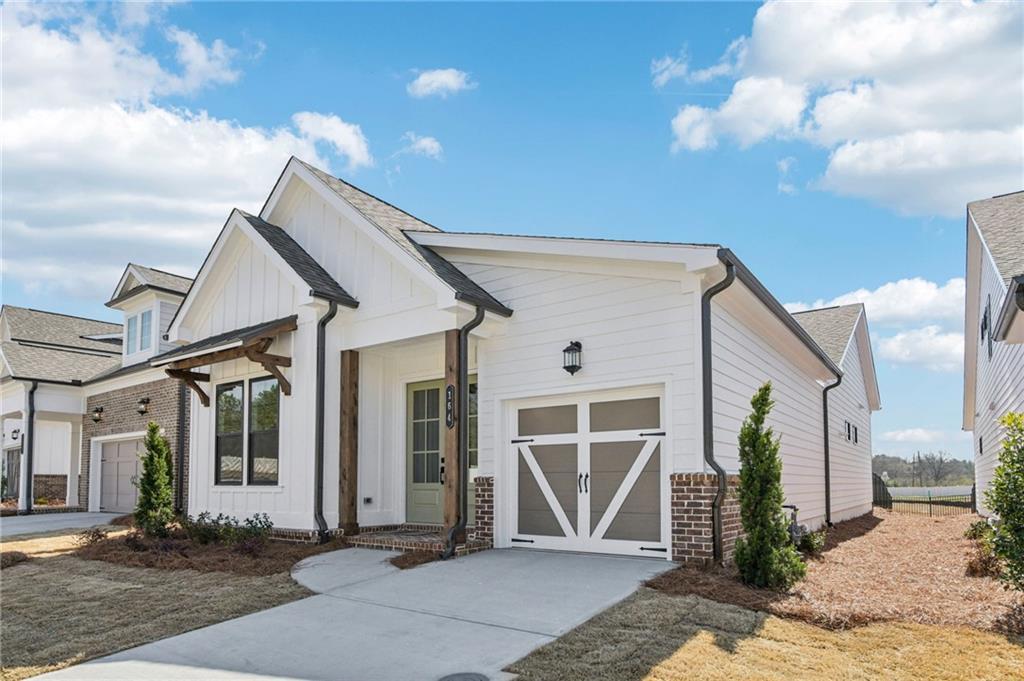 50 Nicholas Dr., Hoschton, GA 30548