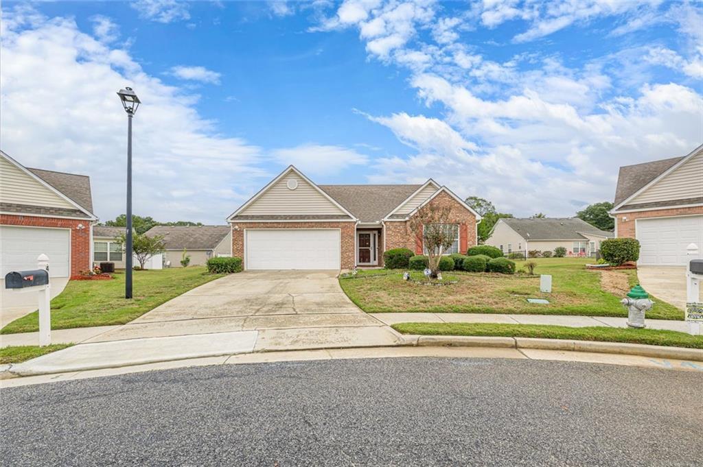 418 Mockingbird Dr., Loganville, GA 30052