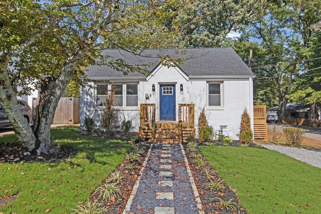 2628 Northview Ave., Decatur, GA 30032