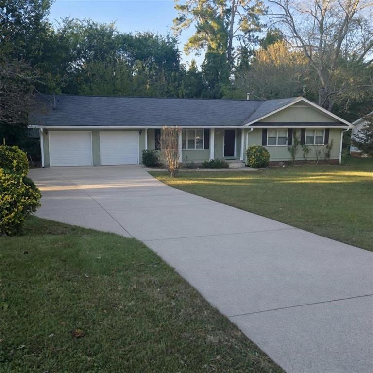 175 Bristol Ln., Marietta, GA 30066