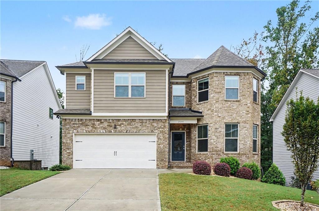 2044 Brittlebank Ln., Lawrenceville, GA 30043