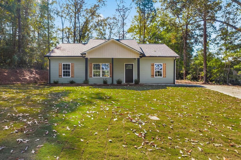 652 Harris Cir., Cedartown, GA 30125