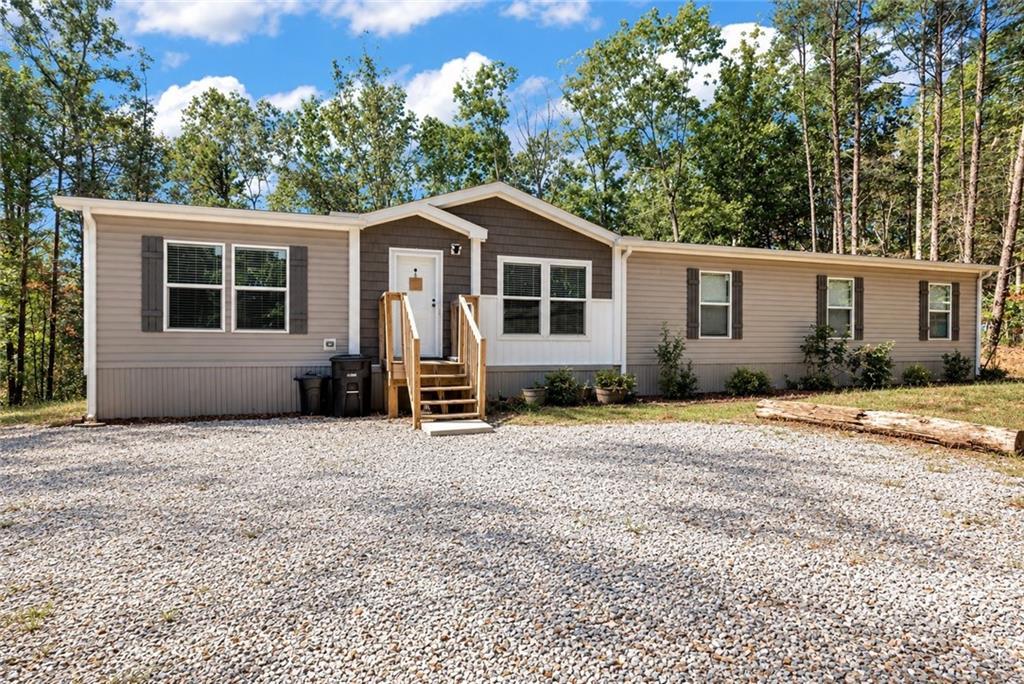 215 Mountain View Rd., Dawsonville, GA 30534