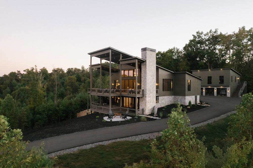 156 Coles Crossing Rd., Mineral Bluff, GA 30559