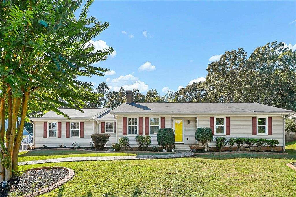 1114 Longwood Dr., Marietta, GA 30008