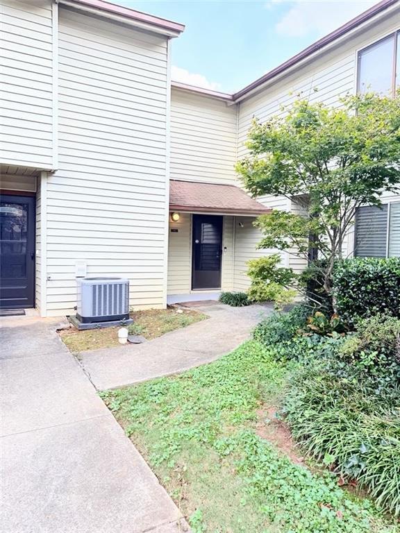 1014 Country Ct., Lawrenceville, GA 30044