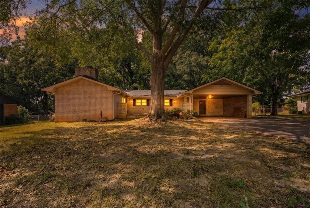 8055 Crown Way, Jonesboro, GA 30238