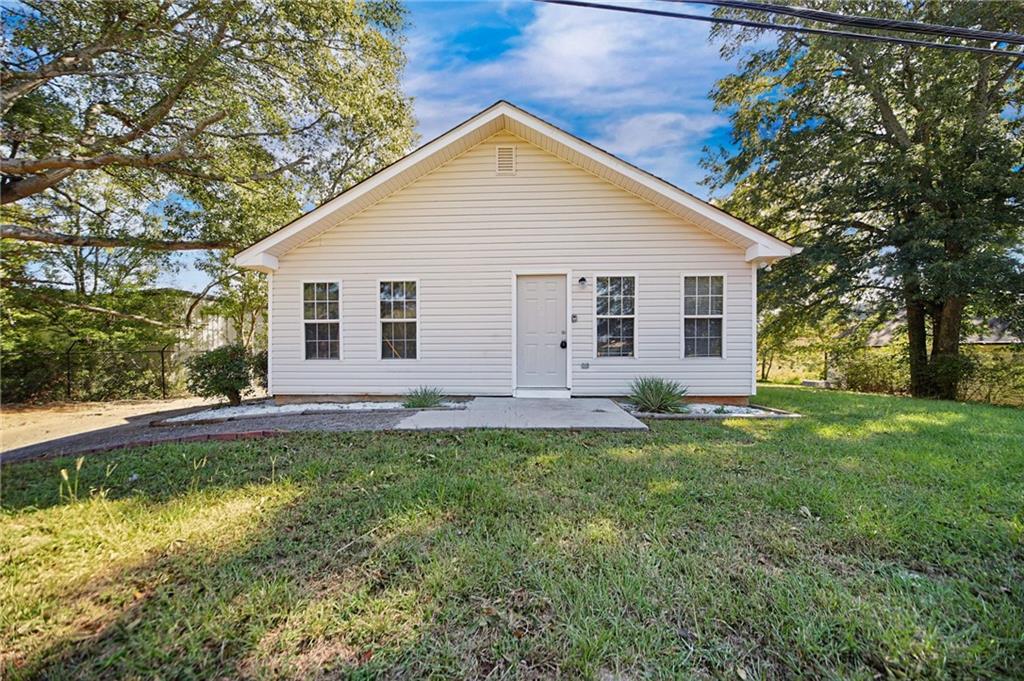 1367 Railroad Ave., Sugar Hill, GA 30518
