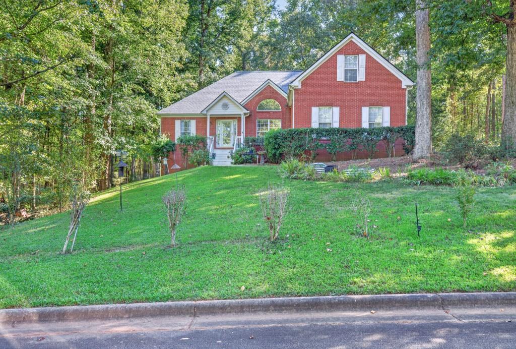25 Lake Charles Ct., Covington, GA 30016