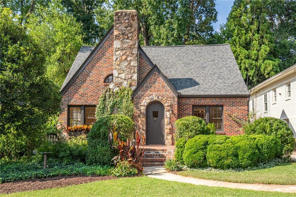 1119 University Dr., Atlanta, GA 30306