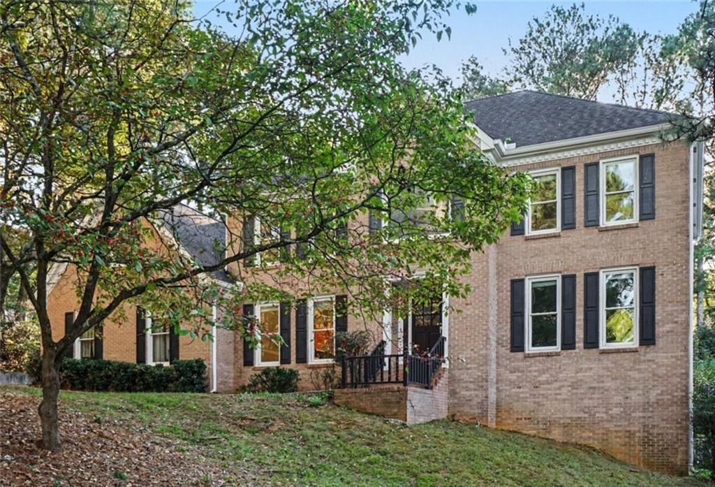 4857 Castlewood Dr., Lilburn, GA 30047