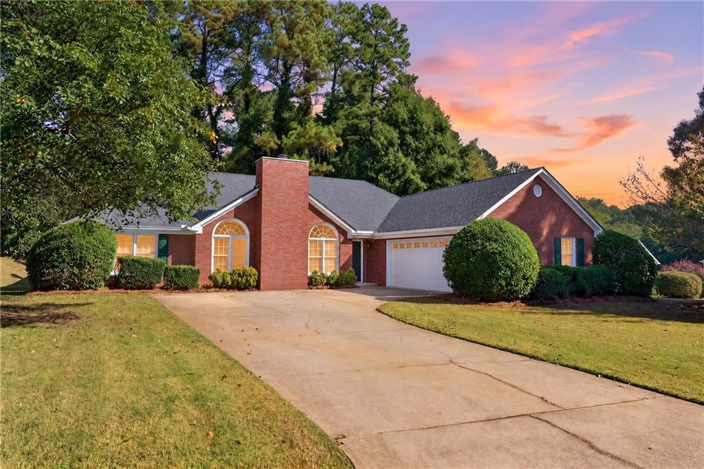 1405 Glenfield Dr., Lawrenceville, GA 30043