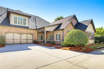 New Homes with Master Bedrooms on the 1st Floor That Attend Kell High School: October 10th to October 16th